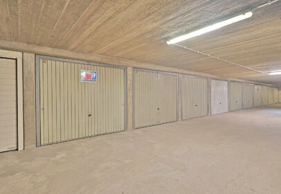 Gesloten garagebox te koop in Beveren