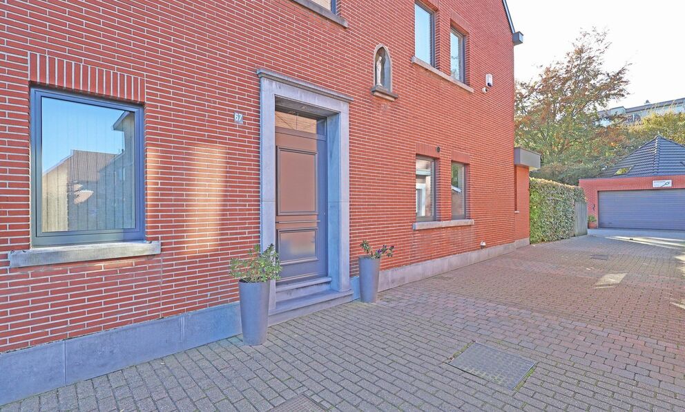 Gebouw voor gemengd gebruik te koop in Beveren